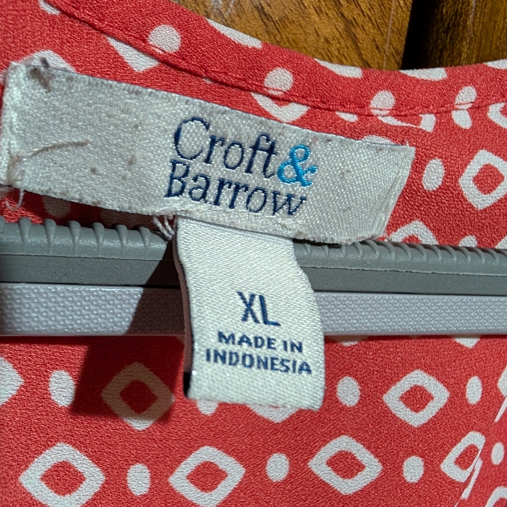 Croft & Barrow Red Geometric Blouse - Picture 5 of 6